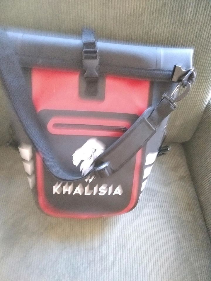 Hochwertige Fahrradtasche/-rucksack von Khalisia in Kiel