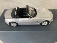 Kyosho BMW Z4 Cabrio Silber mit Softtop 1:18 in OVP! Nordrhein-Westfalen - Paderborn Vorschau