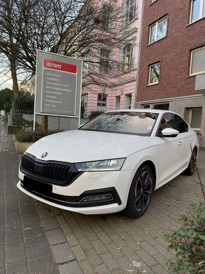 Skoda Octavia 2.0 TDI Matrix+ in Düsseldorf