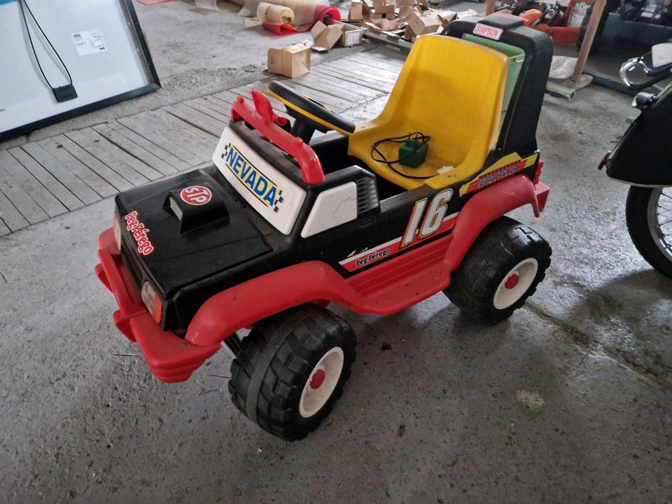 Kinderauto Batteriebetrieben zu verkaufen in Eisfeld