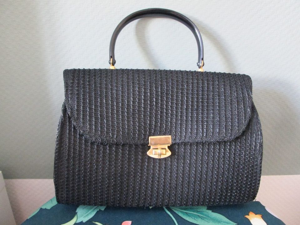 Handtasche Tasche Vintage 60er/70er Jahr schwarz in Berlin - Lichtenberg |  eBay Kleinanzeigen ist jetzt Kleinanzeigen