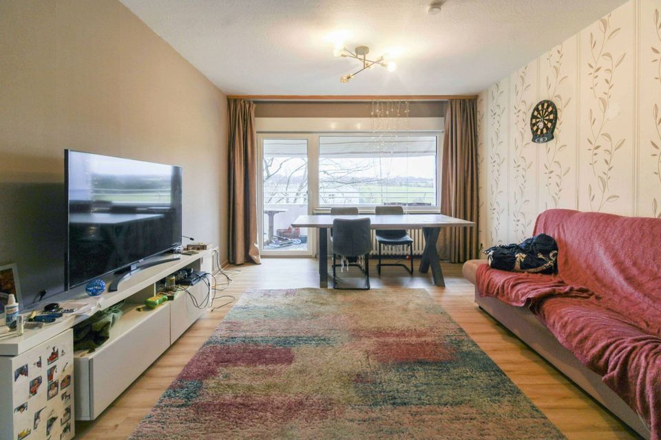 Attraktive Kapitalanlage: Vermietete 3-Zimmer-Wohnung mit Loggia und Blick ins Grüne in Leverkusen