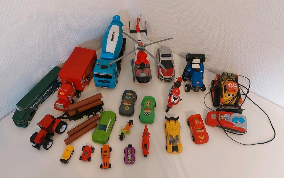 Spielzeug Set/ Plastik/ Autos/ LKW/ Trecker / Motorrad/ 20teilig in Lüdinghausen