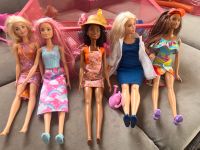 5 Barbies in verschiedene Style Berlin - Zehlendorf Vorschau
