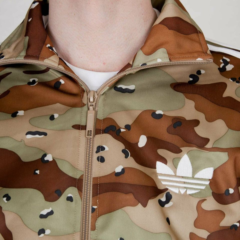 Adidas Firebird Camouflage Jacke Track Top Camo Chocolate Jacket in Hamburg