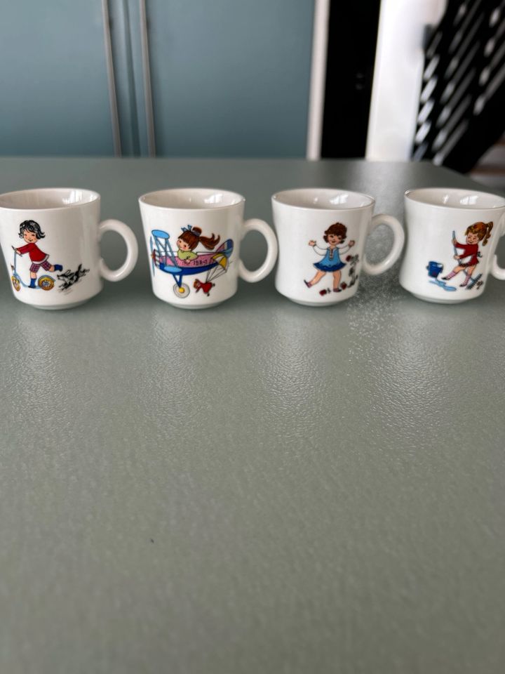 Kinder-/ Puppen Porzellan Kaffeeservice in Lahntal