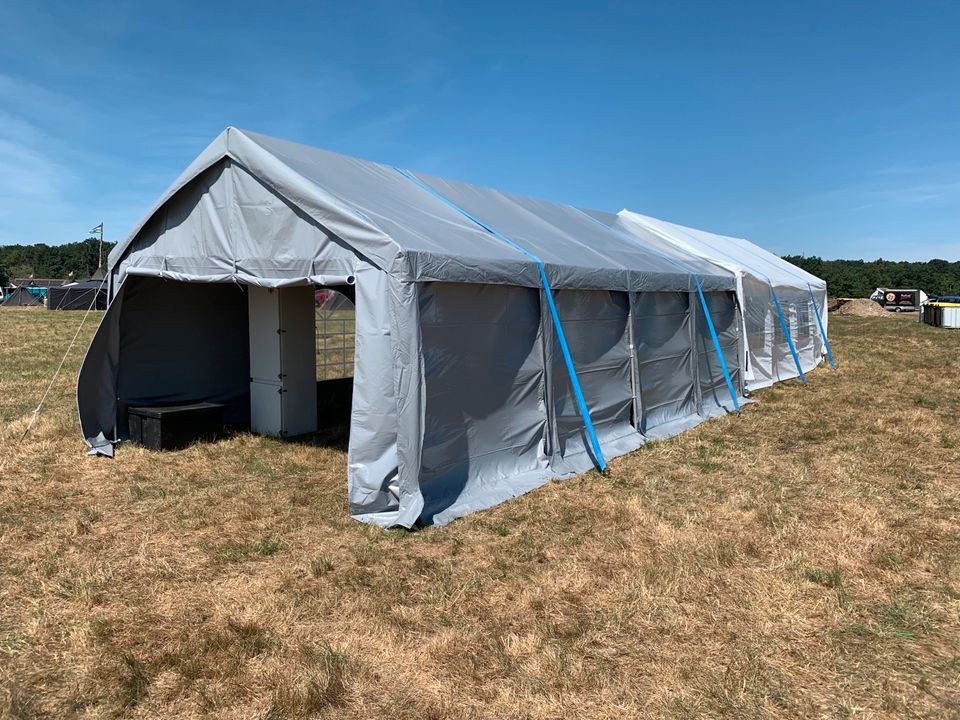 Partyzelt Zelt 4x8 m grau mit 4 Fenster und 2 Türen zu mieten in Finsing