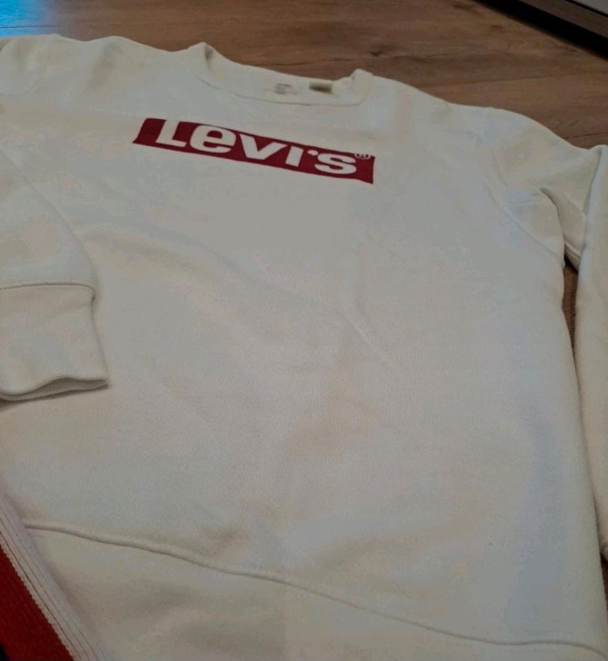 Levi's Herren Pullover Größe M in Uetze