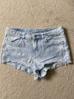 H & M DIVIDED Jeans Shorts Gr.: M Nordrhein-Westfalen - Moers Vorschau