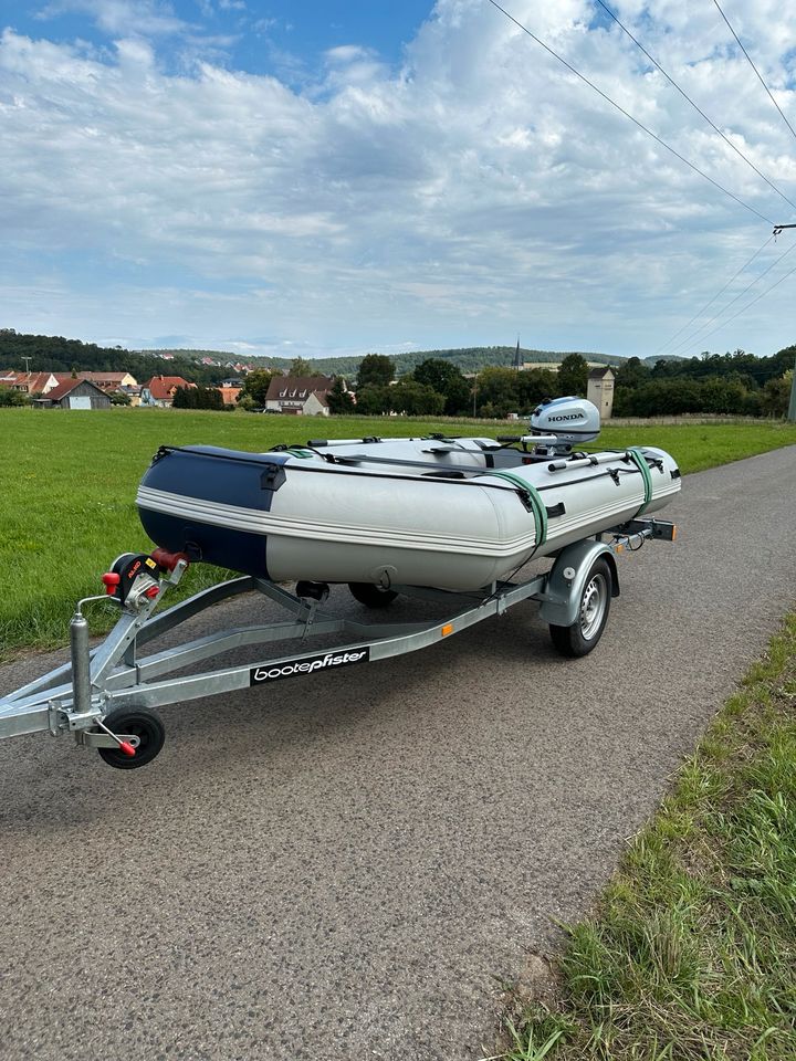 Aussenborder Honda , Harbeck Trailer , Schlauchboot - Wie NEU in Sondheim v.d.Rhön