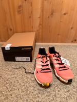 NEU OVP Adidas AX2R Hiking Schuh coral 38 Nordrhein-Westfalen - Bottrop Vorschau