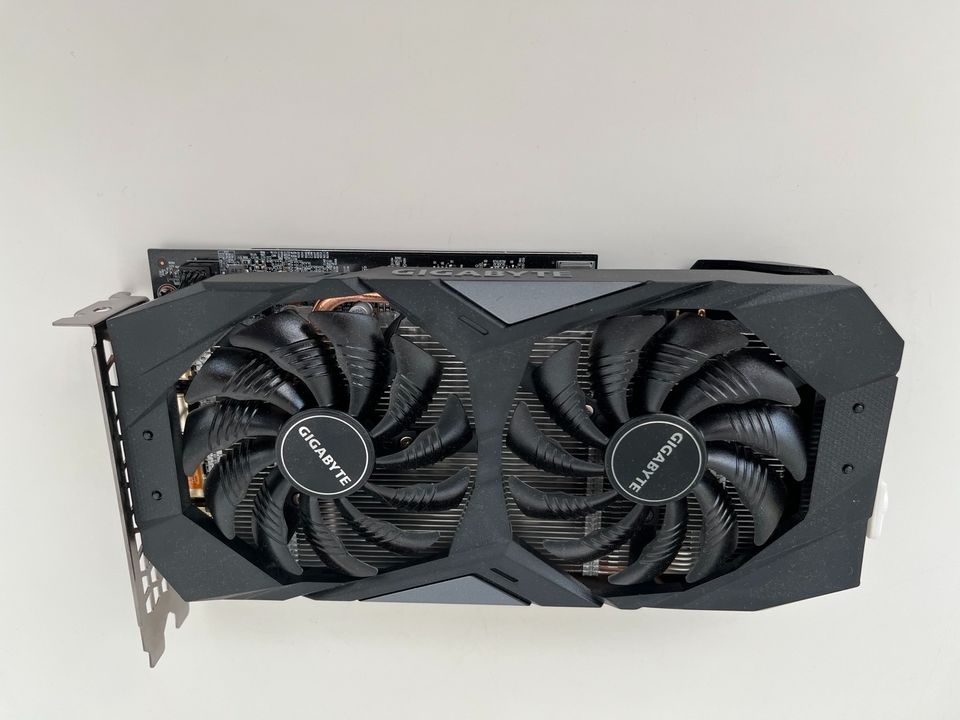 4 GB Grafik Gigabyte GeForce GTX 1650 in München