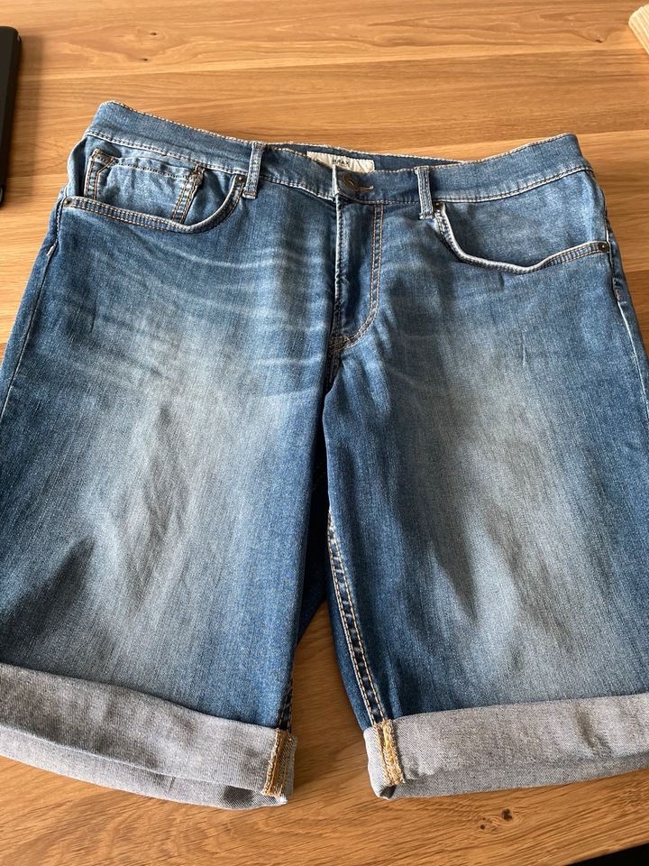 Shorts Jeans von Brax in Waldaschaff