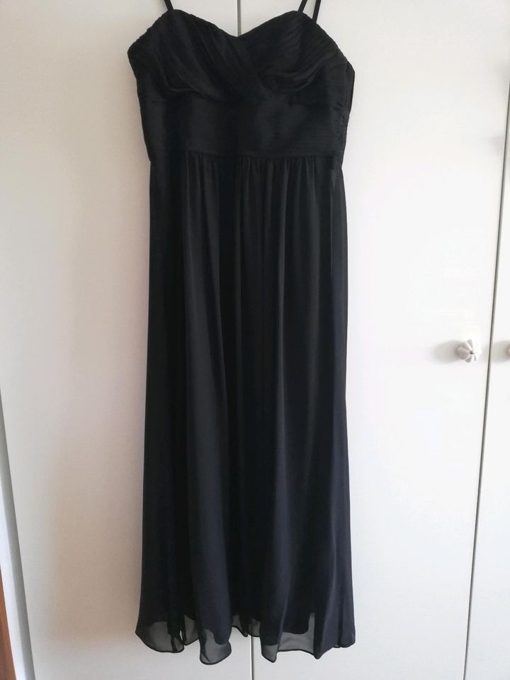 Langes, elegantes Kleid/Abendkleid in schwarz in Schorndorf