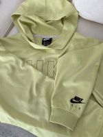 Nike Sportswear Sweat Kleid Hoodie mit Kapuze Neon grün Gr. Xl 42 Berlin - Charlottenburg Vorschau