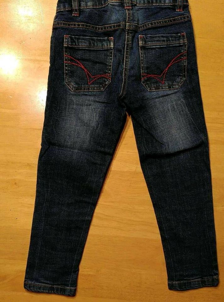 Hosen / Jeans verschiedene Größen (74, 92, 104, 108) in Saulheim
