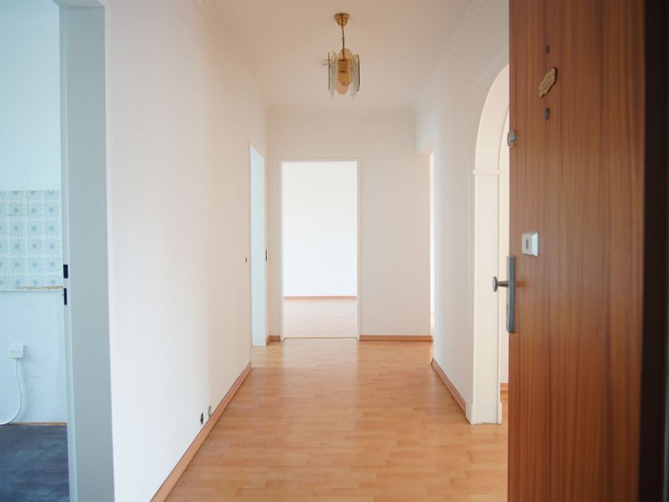 Moderne 4-Zi.-Wohnung mit großem Balkon in Toplage Rahlstedt-Oldenfelde direkt vom Eigentümer! in Hamburg