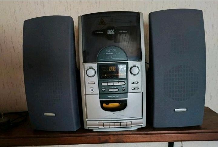 Kassettenrekorder Stereoanlage CD-Player in Wiesenttal