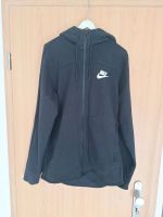 Nike Joggingjacke Größe S Baden-Württemberg - Altshausen Vorschau