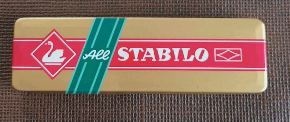 Vintage "All-Stabilo" Stifte-Dose in Leiwen