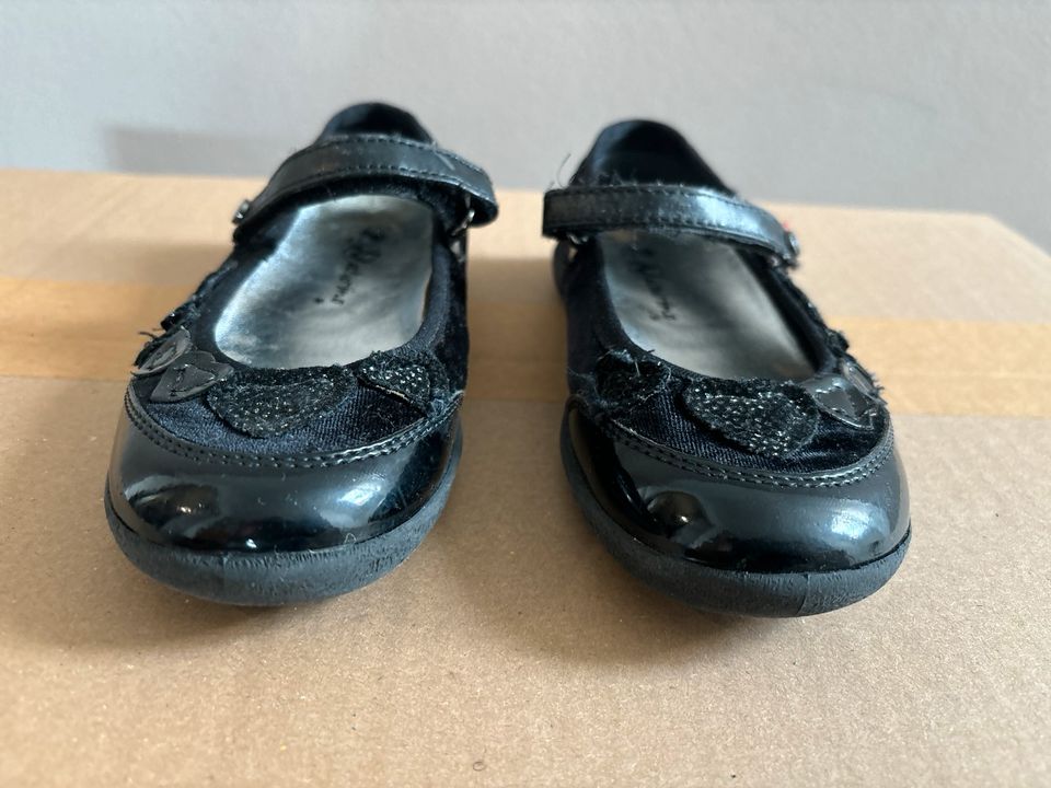 ♥️ Naturino Lackschuhe, Riemchenschuhe, Gr. 27 in Gernsbach