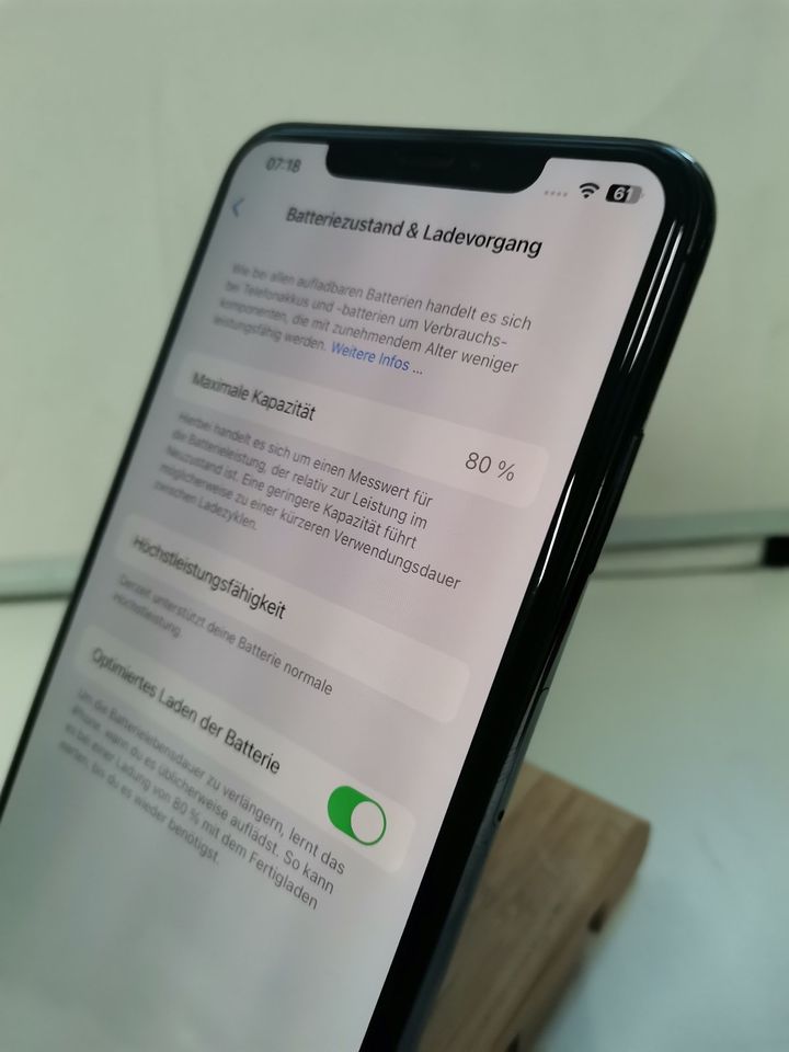 Apple iPhone XS Max 256GB Space Grau in Siegen