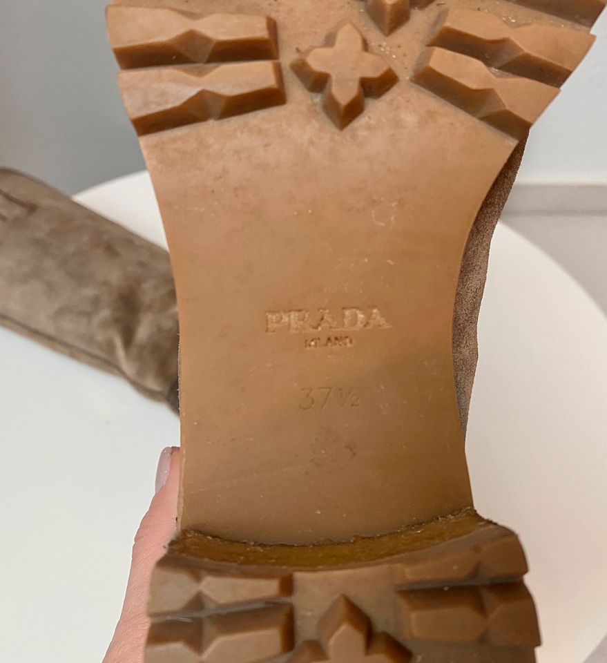 Prada Stiefel echtes Leder camel Profilsohle Gr. 37,5 Top in Haibach Unterfr.