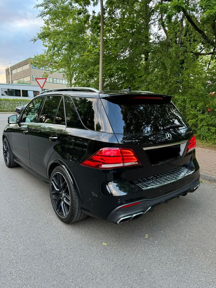 Mercedes Benz GLE 63 AMG Voll Top in Hamburg