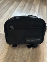 Esprit Gürteltasche Traveller Bauchtasche Reisetasche unisex Nordrhein-Westfalen - Bottrop Vorschau