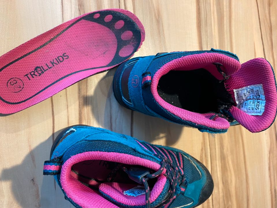 Wanderschuhe Trollkids 28 pink blau/grün in München