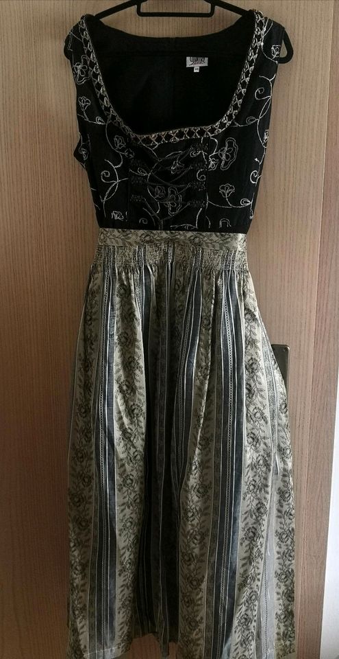 Dirndl maxi von Country Line in schwarz gold, Gr. 46 in Neckarsulm