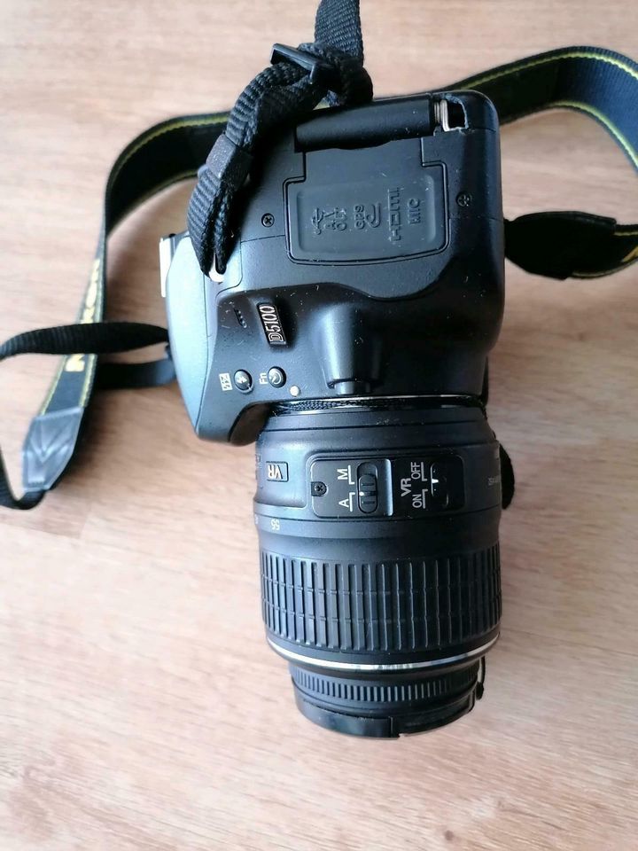 Nikon, Digitalkamera D5100 in Freiburg im Breisgau