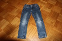 Preis nur 0,75 Euro! Jeans / Hose / weitenverstellbar / Größe 104 Hessen - Bad Vilbel Vorschau