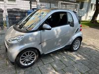 Smart fortwo 71PS Pano Alu. TÜV neu nur für kurze Zeit Neuhausen-Nymphenburg - Neuhausen Vorschau