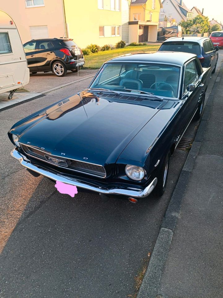 FORD MUSTANG 1966 - blau metallic in Ditzingen