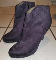 Tamaris Highheel Stiefelette Gr. 38 Rheinland-Pfalz - Andernach Vorschau