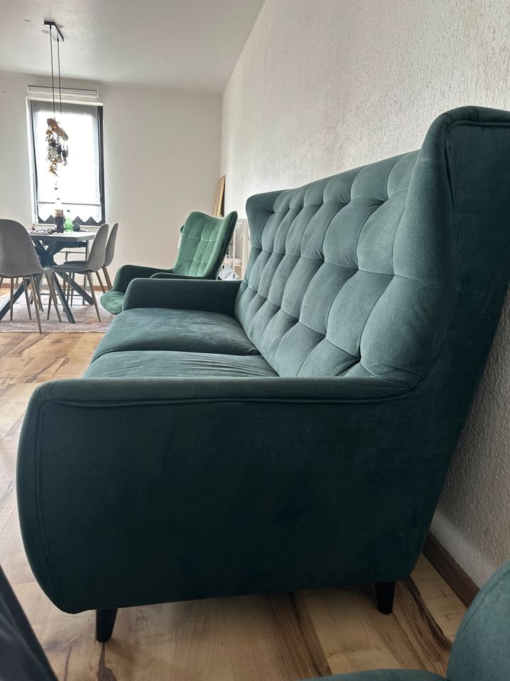 2 Sofa und ein Sessel in Wolfenbüttel