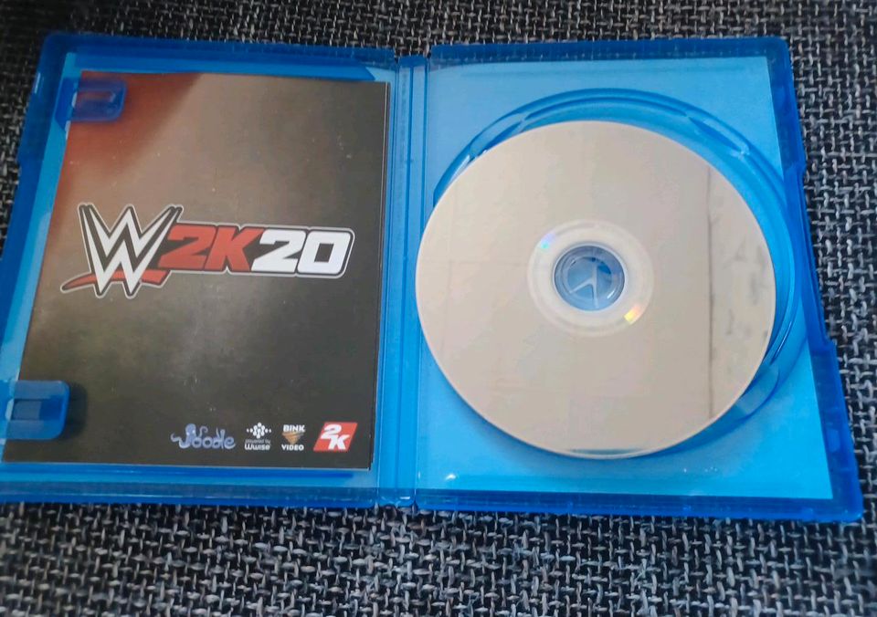 W2k20 deluxe Edition  PS 4 in Duisburg