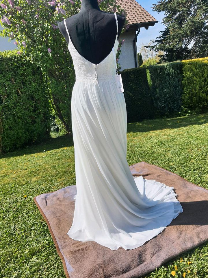 Hochzeitskleid / Brautkleid neu in Weissach im Tal