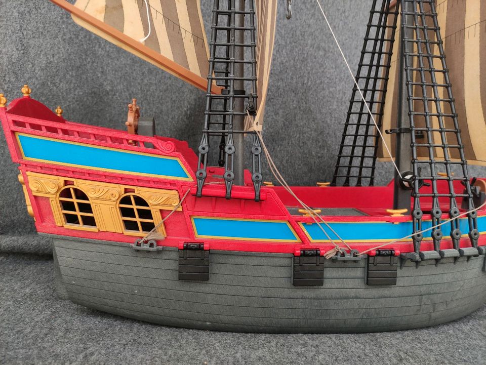 Playmobil großes Piratenschiff in München