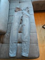 Amisu skinny Jeans in Größe 27 Bayern - Graben (Lechfeld) Vorschau