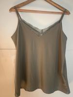 Shirt Top grün Größe M Hessen - Lahntal Vorschau
