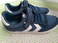 Hummel Sportschuhe/ Turnschuhe  Größe 34 Niedersachsen - Horneburg Vorschau