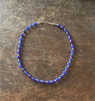 Bali Halskette mit blauen Glasperlen und silbernen Perlen 52cm Baden-Württemberg - Langenbrettach Vorschau