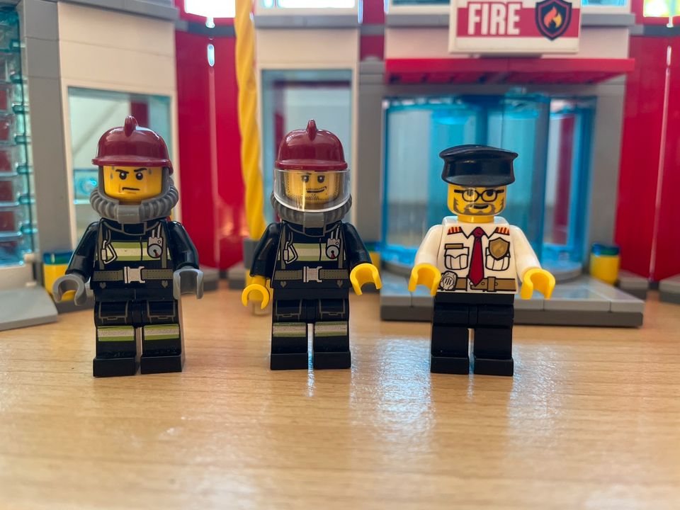 Lego 60110 große Feuerwehrwache in München