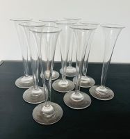 Glasvase Tulpenform Flöte klarglas vintage 9 Stück Höhe 17,5 cm Stuttgart - Stuttgart-West Vorschau