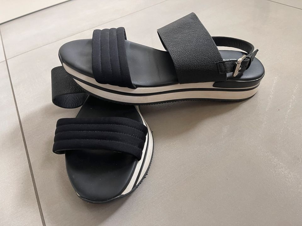 Hogan Sandalen Schuhe Damen Gr 42 schwarz TOP !!! in Dudeldorf