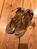 H&M High Heels Gr. 37 beige creme Pumps Absatz Riemchenpumps Berlin - Wilmersdorf Vorschau