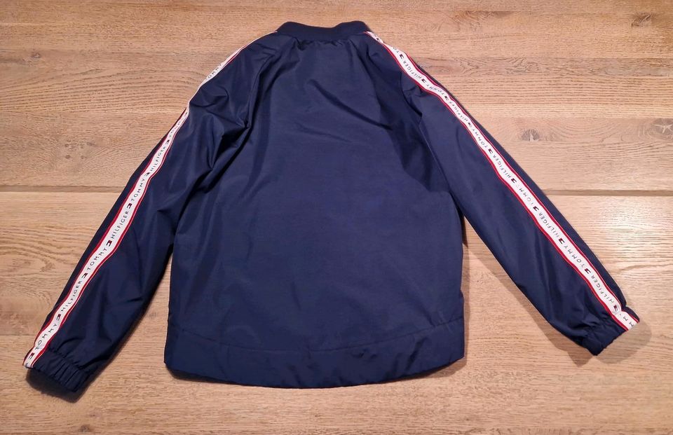 Jacke/ Bomberjacke/ Übergangsjacke Tommy Hilfiger Gr.164 in Erlenbach