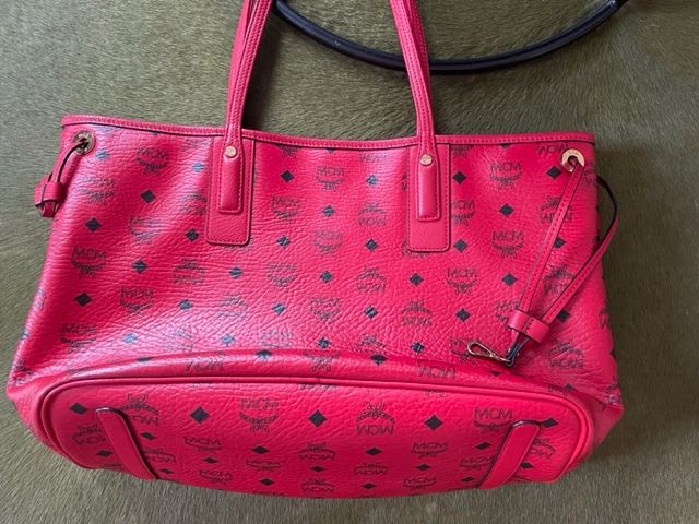 MCM Shopper, Bag, Tasche, Liz Visetos, Rot, Wendeshopper in Berlin -  Friedenau | eBay Kleinanzeigen ist jetzt Kleinanzeigen